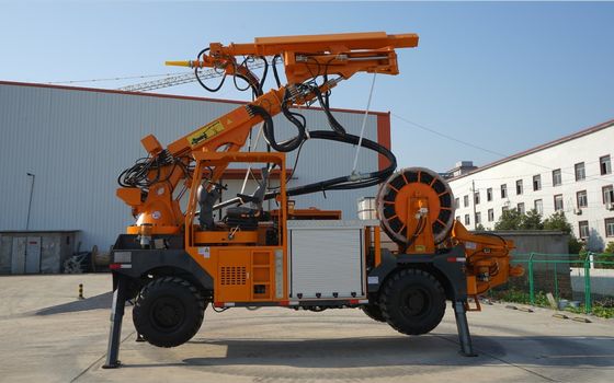 15T υγρή Shotcrete μηχανή 360 βαθμού υδραυλικό σύστημα κυκλωμάτων περιστροφής διπλό